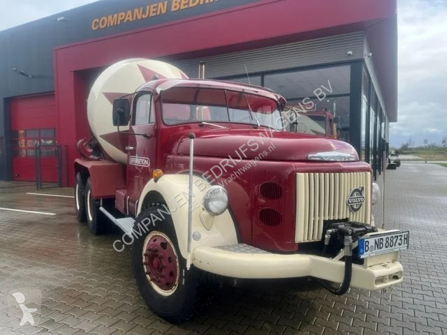 Camión Volvo N - 1973 - Concrete mixer - Oldtimer