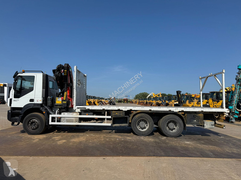 Kamion Iveco TRAKKER AD260T36