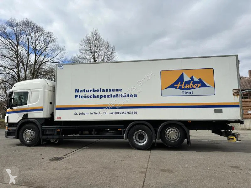 Kamion Scania P410 6x2 Fleisch KW Rohrbahnen...
