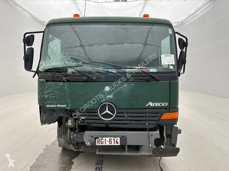 Kamion Mercedes 1523