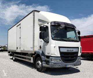 Camion fourgon DAF
