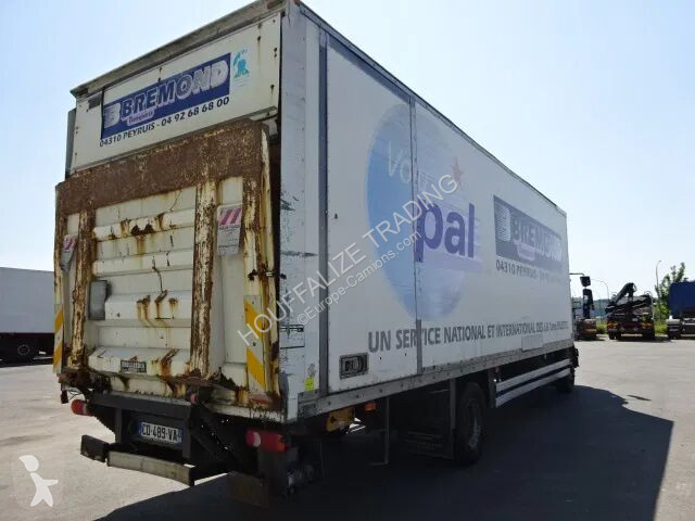Camion Renault 270 dxi - manual gearbox / steel...