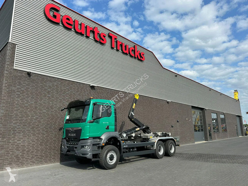 Kamion MAN TGS 6X6 HYVA LIFT 26-55-S HAAKARM /...