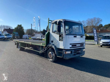 Camion plateau Iveco
