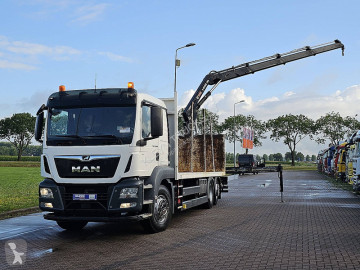 Camion grue MAN