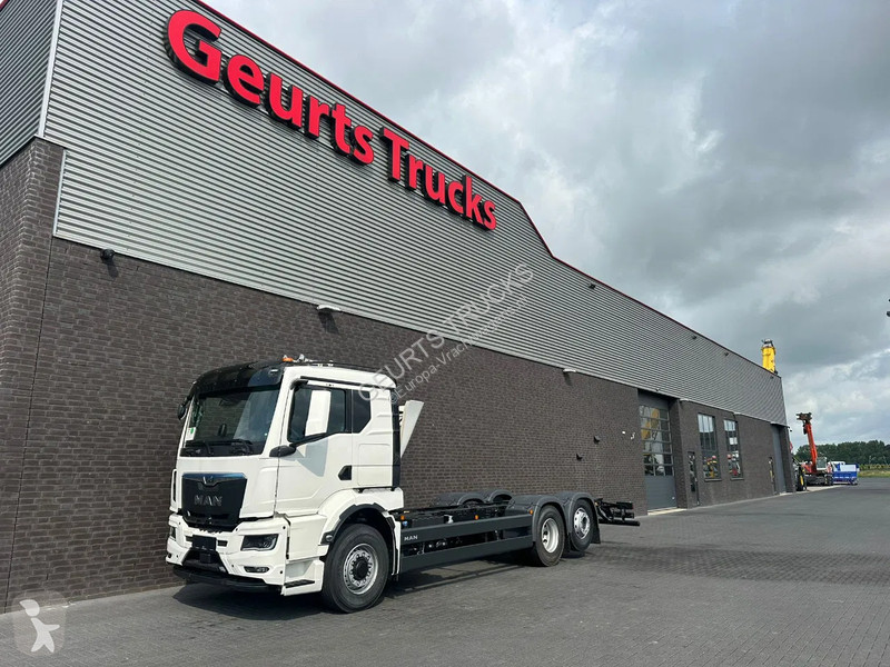 Camion MAN 26.520 6X2H-4 BL CH HYDRO DRIVE...