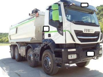 Camion benne Enrochement Iveco