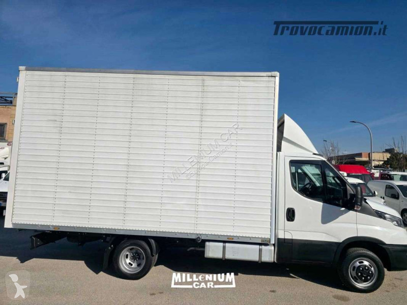 Veicolo commerciale Iveco 35-18 FURGONE 4,50 2020