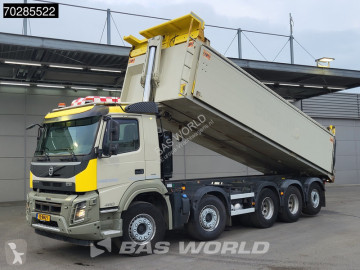 Camion benne Volvo