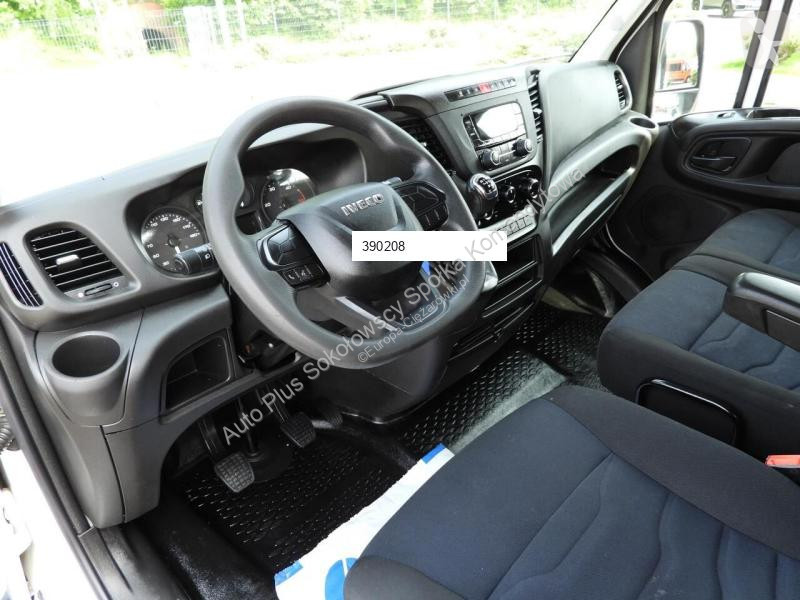 Véhicule utilitaire Iveco DAILY 35S12 SKRZYNIA...