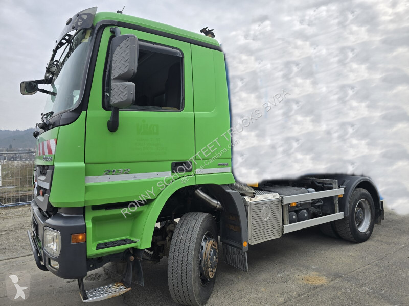 Kamion Mercedes Actros 2032 LA 4x4 Actros 2032...