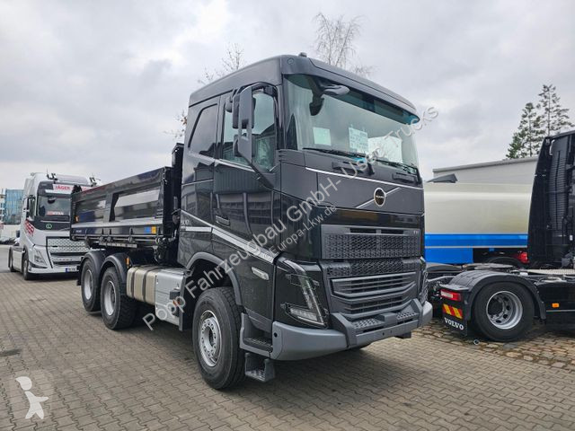 Kamion Volvo 500 6x4...