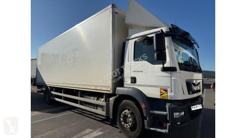 Camion fourgon MAN