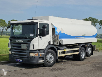 Camion citerne Scania
