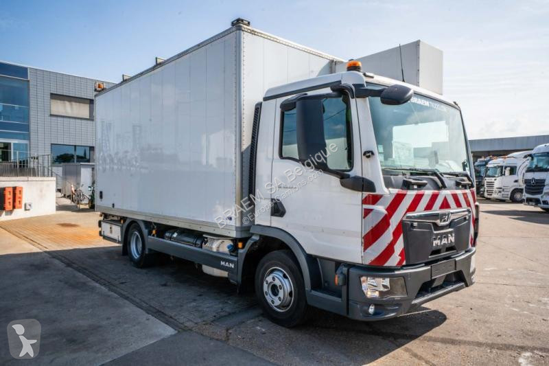 Kamion MAN 10.190 BL - CARVAL INBOUW