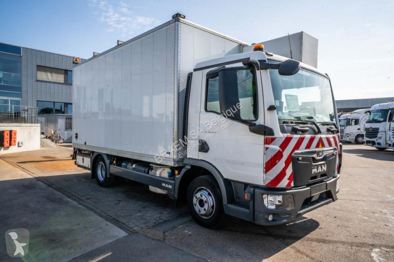 Kamion MAN 10.190 BL - CARVAL INBOUW