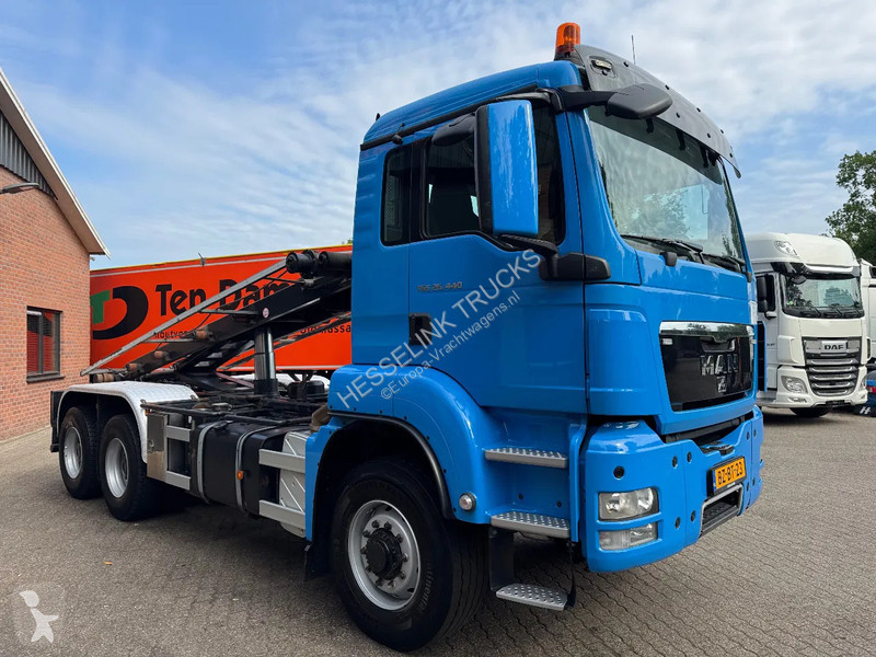 Vrachtwagen MAN TGS 6X6 30T NCH Kabel/Cable...