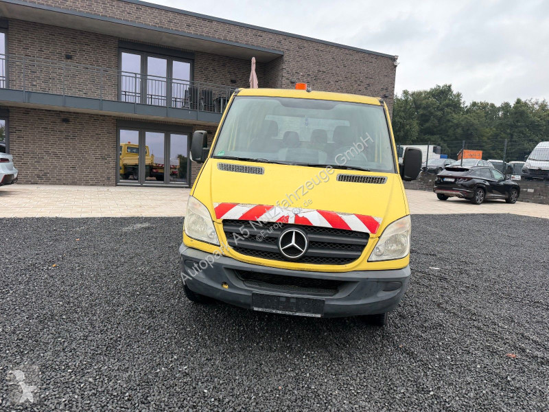 Camión Mercedes 511 CDI Kipper Doka...