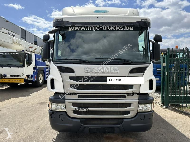 Camión Scania P320 RETARDER - CLOSED BOX 8m25 x...