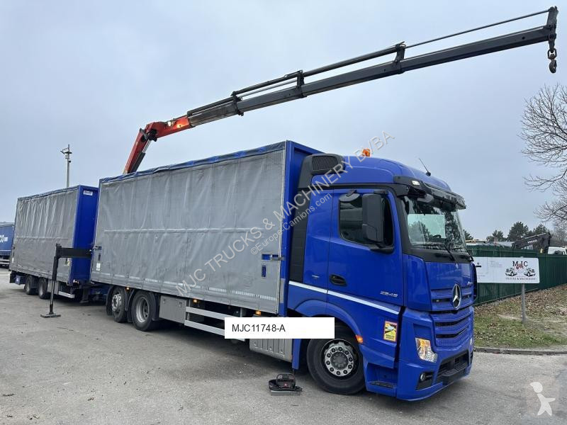 Vrachtwagen met aanhanger Mercedes PK19.001 SLD C
