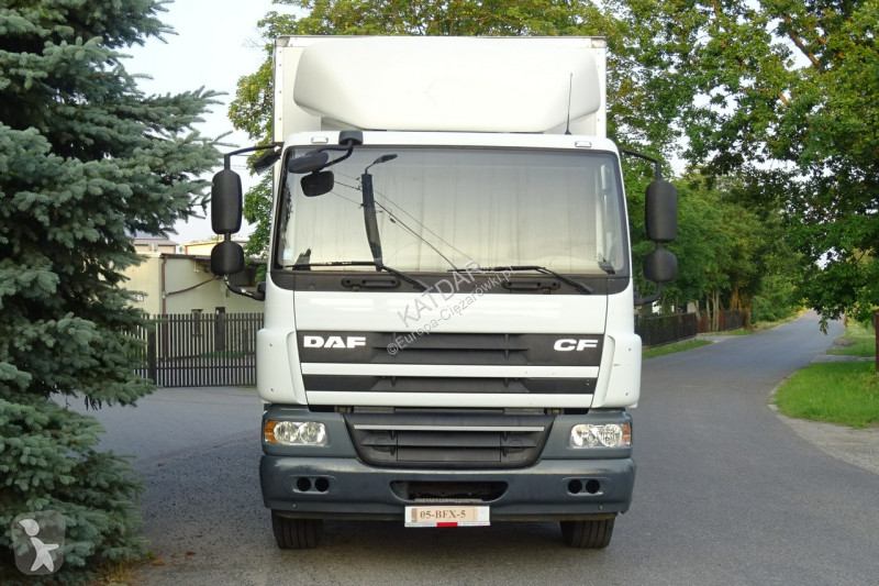 Camión DAF 65300 Euro 5 kontener 21 pal, winda...