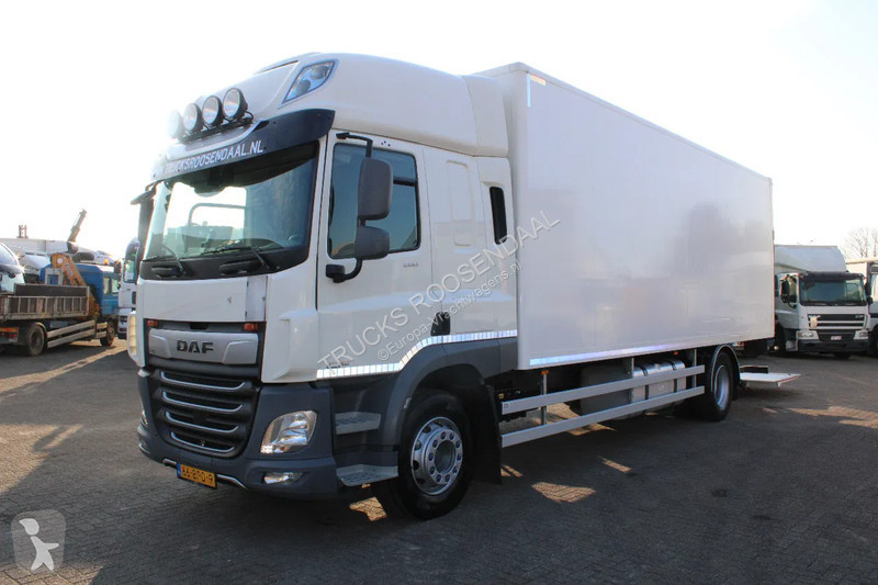 Kamion DAF 260 + EURO 6 + LIFT