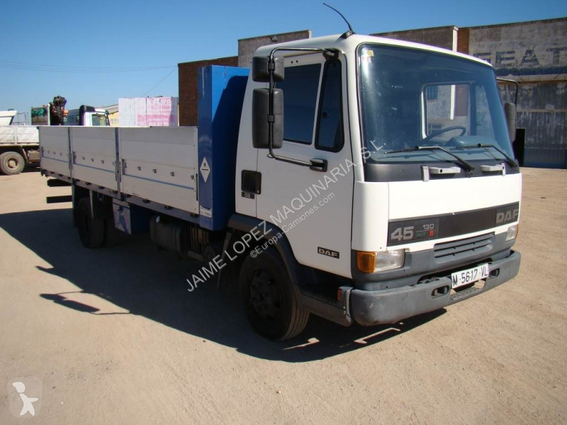 Camion DAF fa