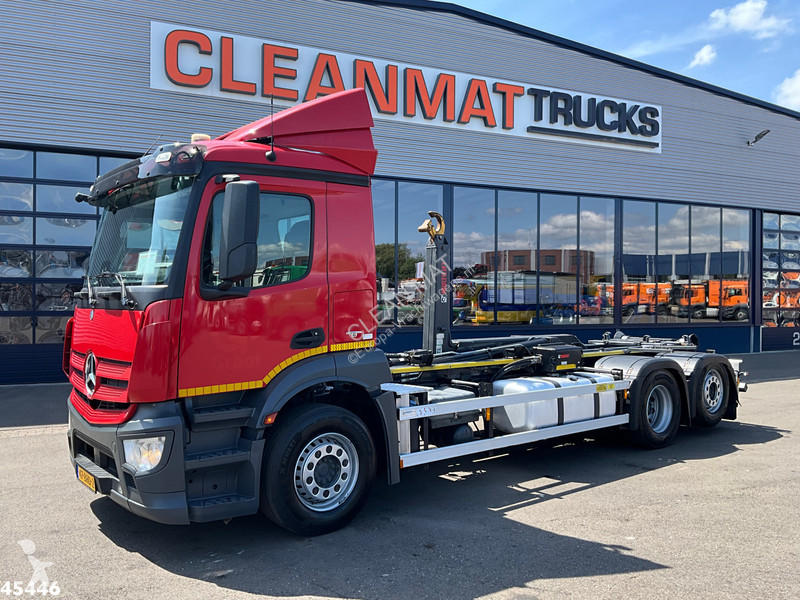 Vrachtwagen Mercedes 2543 Euro 6 Multilift 26...