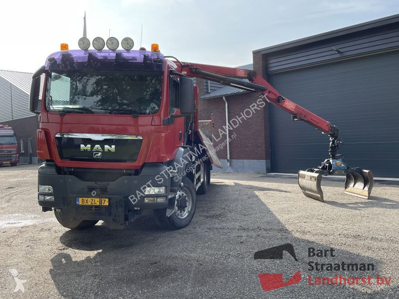Lastbil MAN TGS 6x6 met 2 zijdige kipper en...