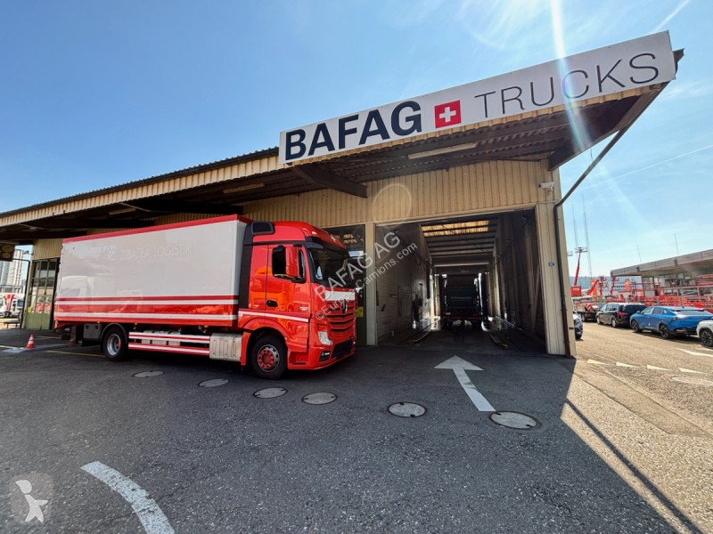 Kamion Mercedes actros 1848