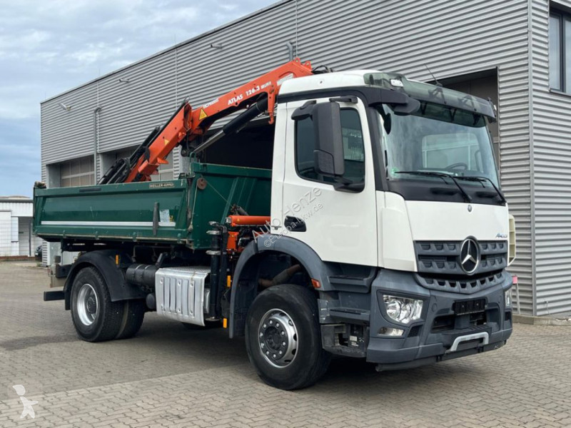 Kamion Mercedes Arocs 1835 K 2-Achs Kipper Kran...