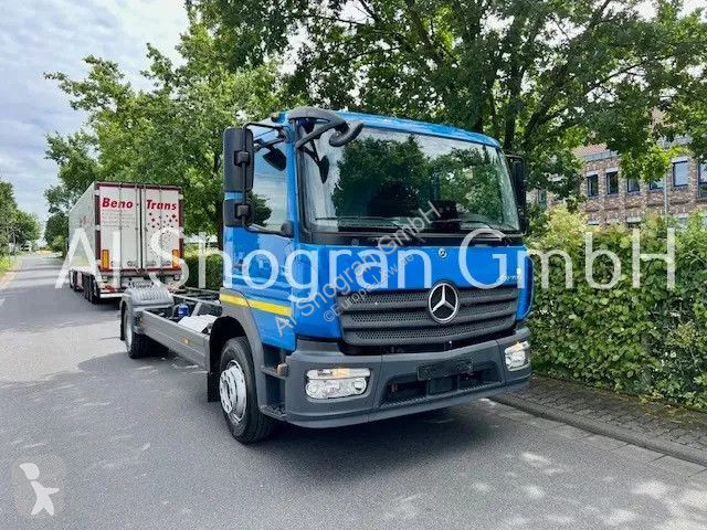 Kamion Mercedes 1318 Schaltung/Klima/Euro 6/1218