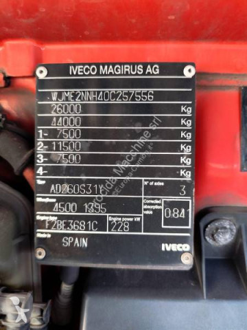 شاحنة حاملة آليات Iveco
