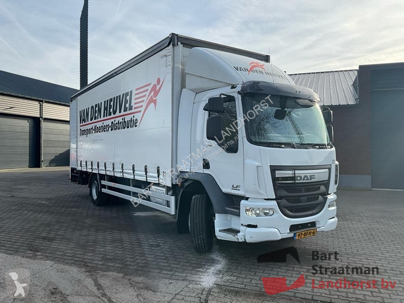 Camion DAF 250 FA 4x2 Euro 6 truck with tail lift