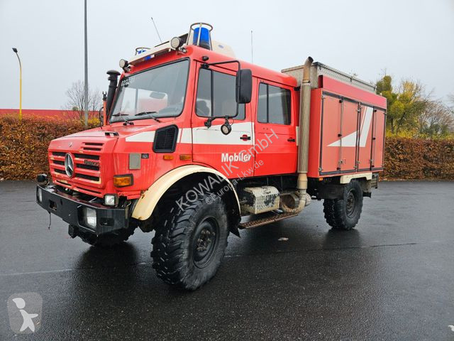 Kamion Unimog 4x4 DOKA Tanklöschfahrzeug Feuerwehr