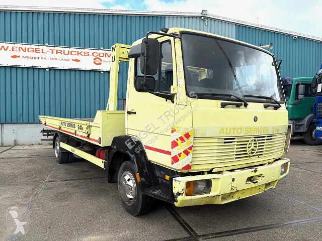 Camion Mercedes LK AUTO TRANSPORTER...
