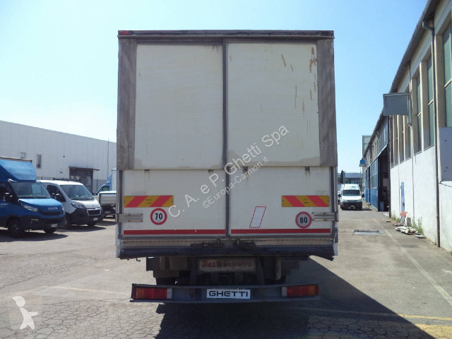 Camion Iveco AT260S36Y/FS-D