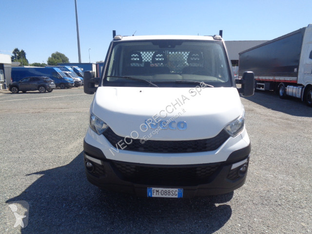 Camion Iveco DAILY 35C18