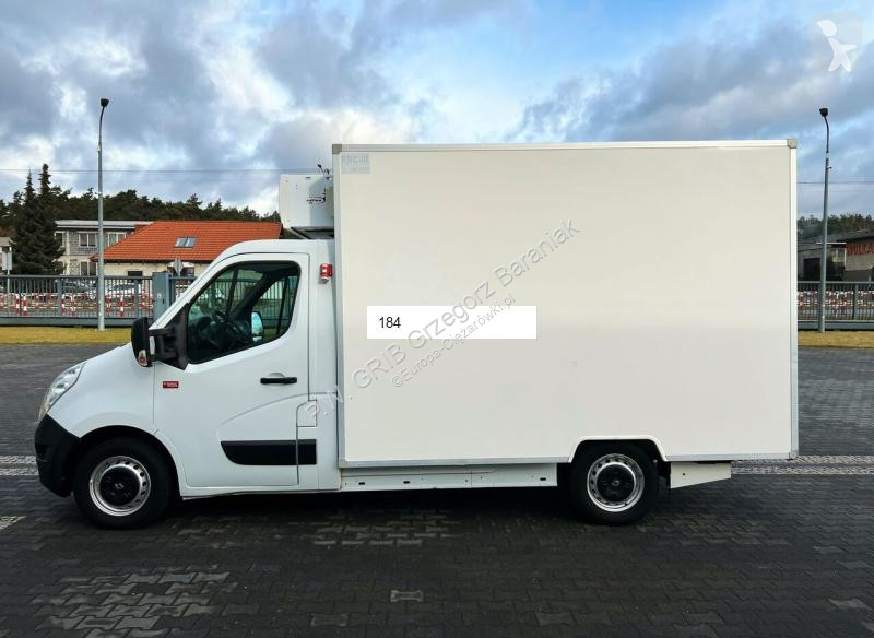 Autoutilitară Renault 145 DCi Refrigerated...