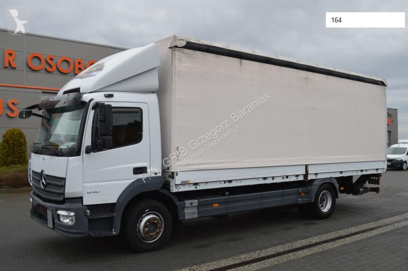 Camion Mercedes 1230