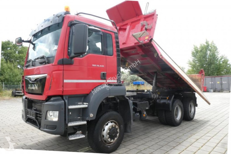 Camion MAN TG-S 26.440 6x6 3-Achs Allradkipper...