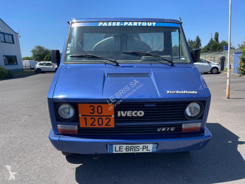 Véhicule utilitaire Iveco DAILY 35.10
