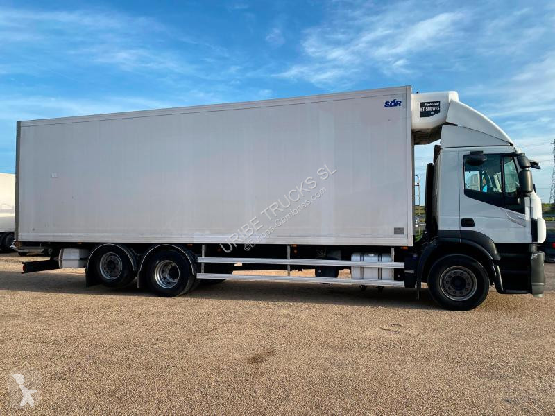 Camión Iveco AD 260 S 36 Y/PS