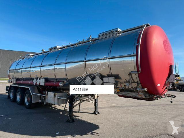 Camion Burg ANDERE Burg 3 compartments 32.200 L...