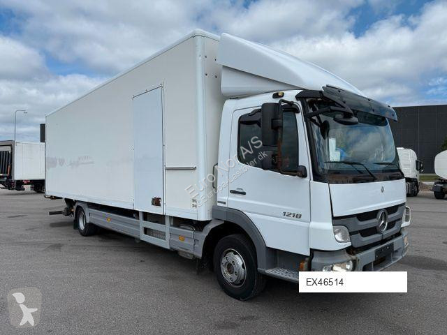 Kamion Mercedes 1218 4x2 Euro 5 8,0 m. koffer