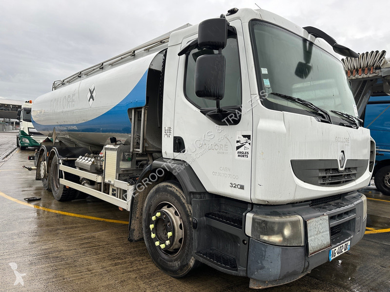 Kamion Renault 320 DXi - 6x2