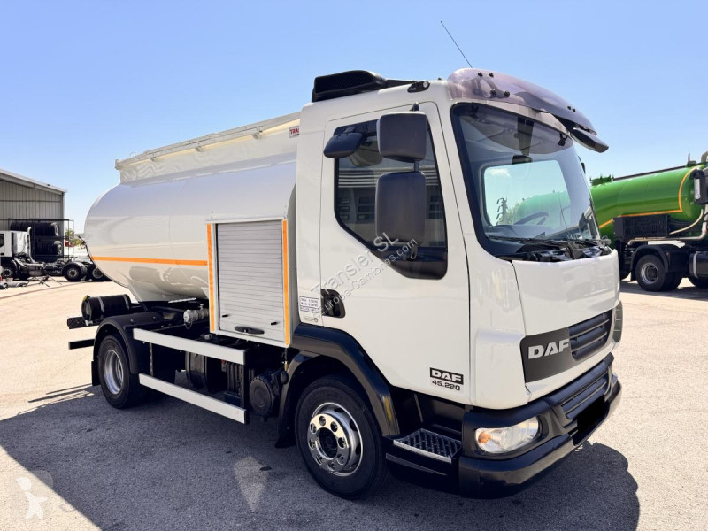 Camion DAF FA 45220