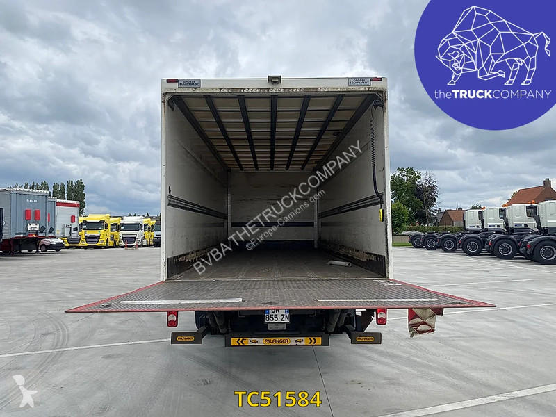Vrachtwagen Renault D 210