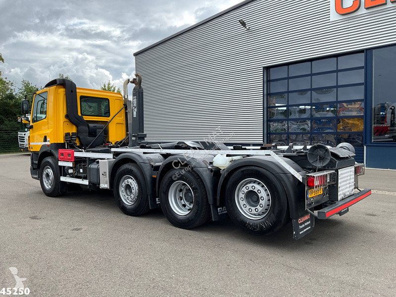 Camion DAF FAQ 85 410 8x2 Hiab 26 Ton...