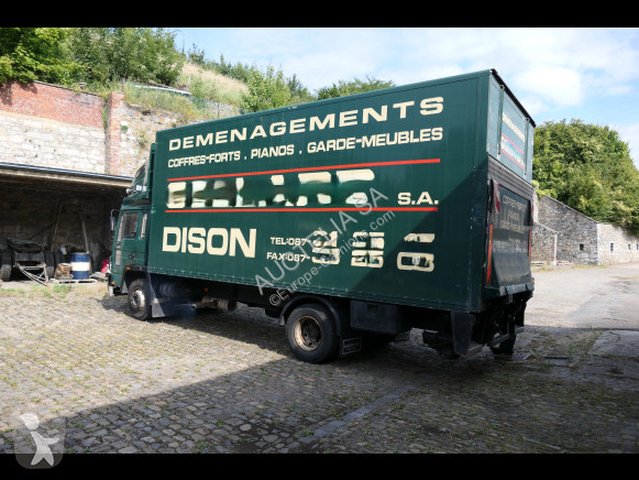 Camion Volvo FL6-140